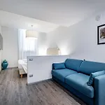Garibaldi Luxury *